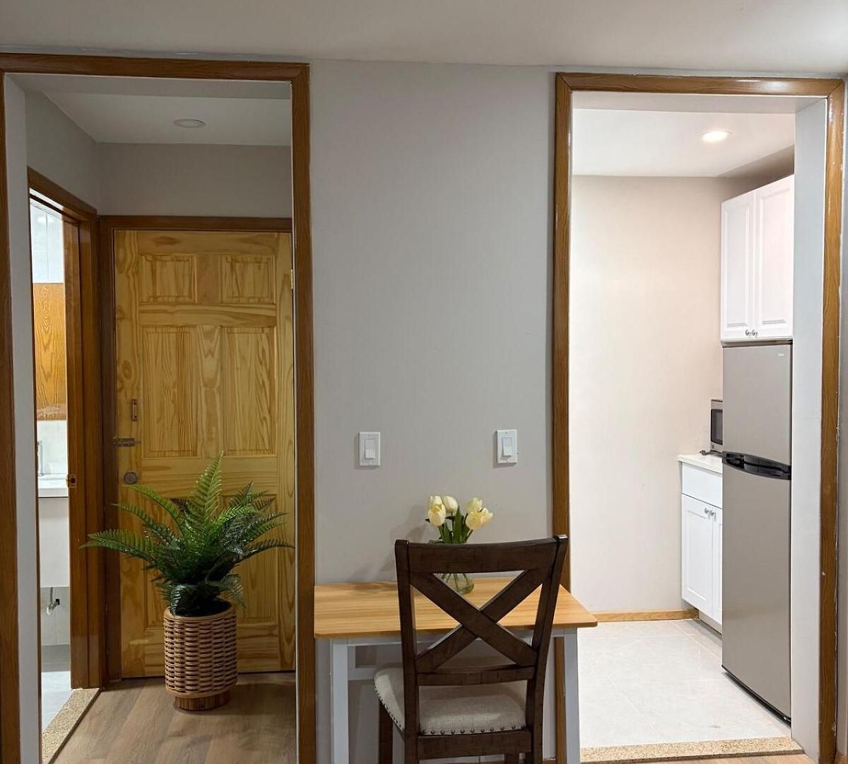 Guest house Private & Bath In Bronx *