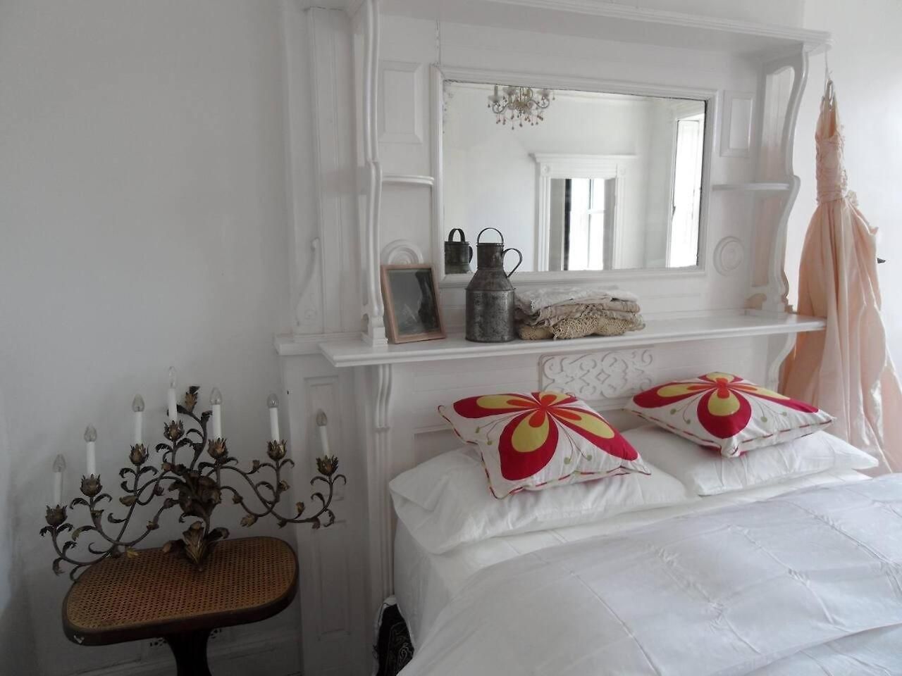 La Maison Des Sirenes 2, Bohemian, Eclectic