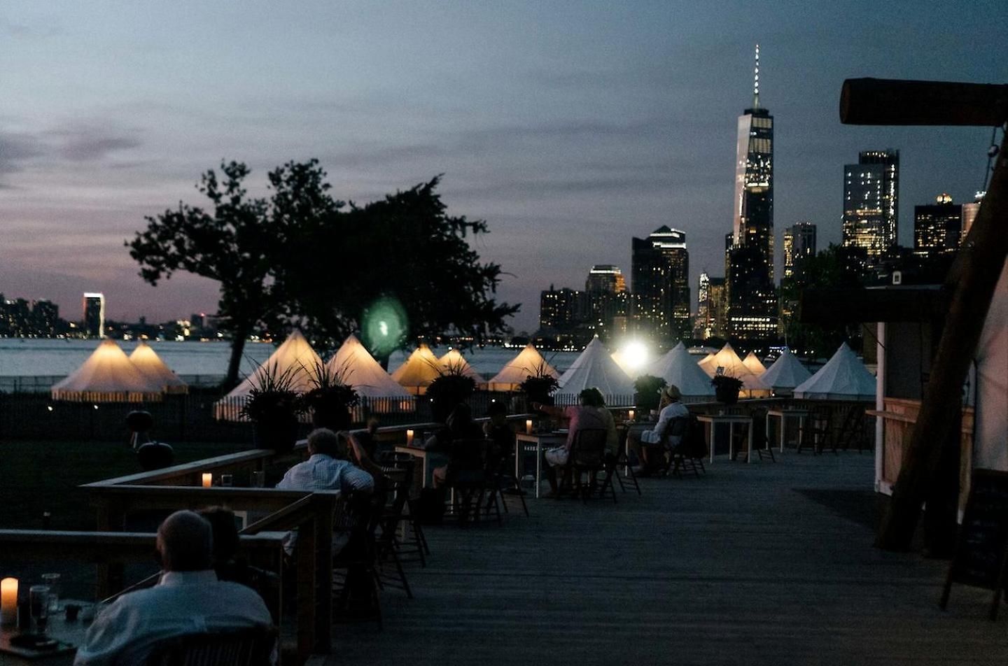 Luxurious Glamping Retreat With Skyline Views Near Lower Manhattan, New York, Holiday home New York