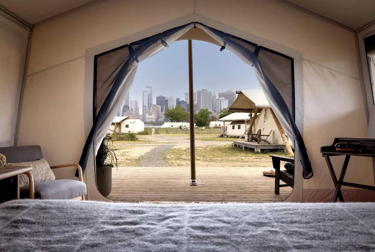 Holiday home Upscale Island Tents With Skyline Views Near Lower Manhattan, New York, *