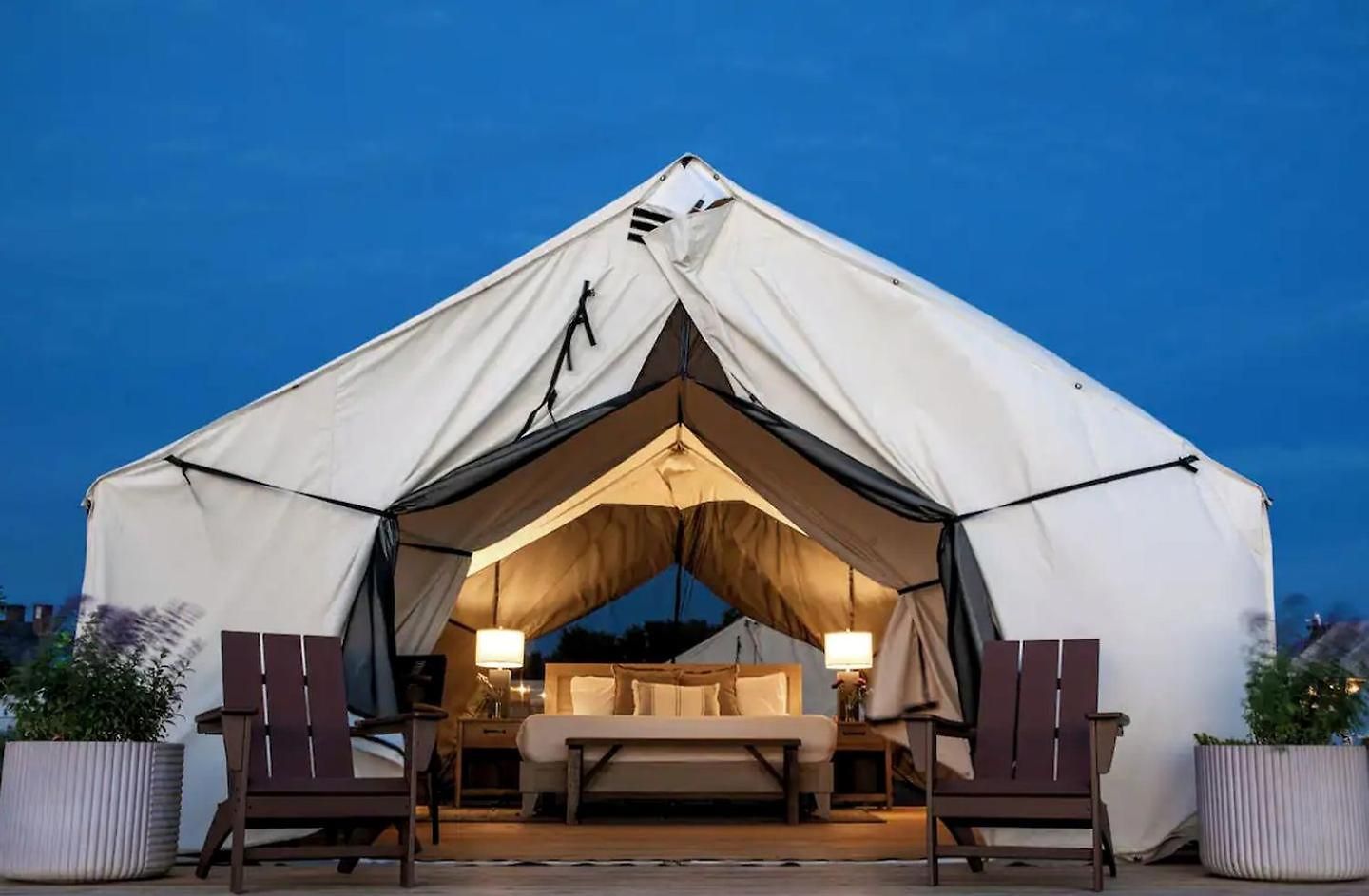 Holiday home Upscale Island Tents With Skyline Views Near Lower Manhattan, New York, New York