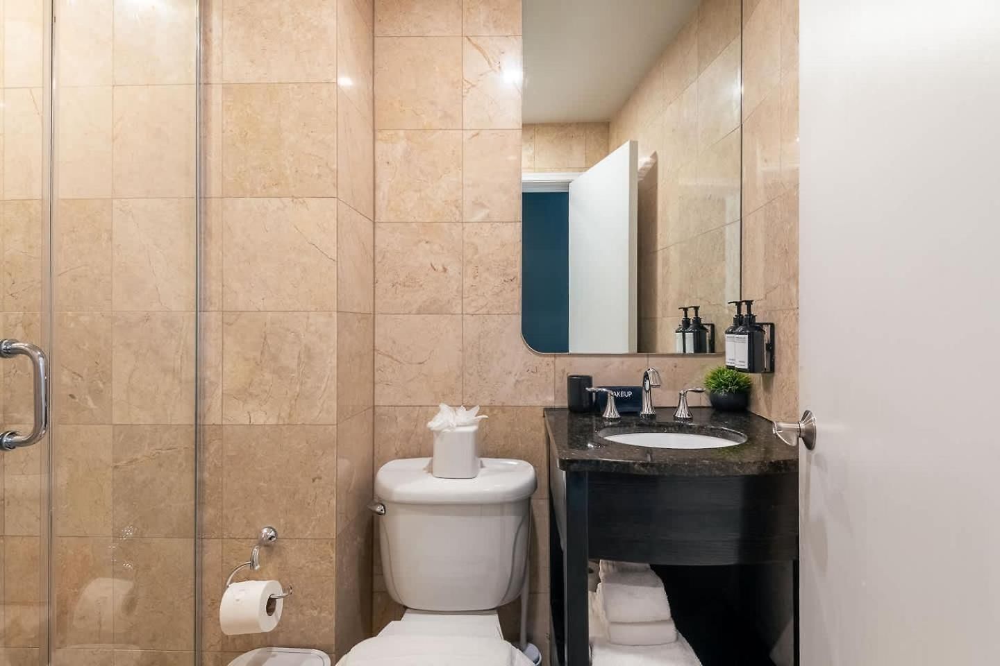 Two-bedroom By Madison Square Park New York