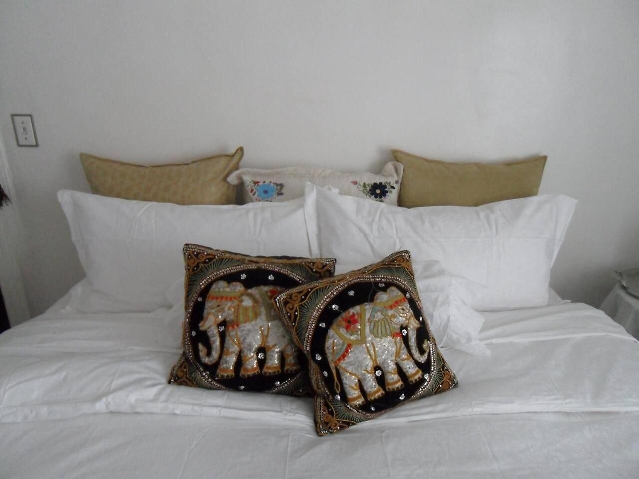La Maison Des Sirenes 2, Bohemian, Eclectic Aparthotel