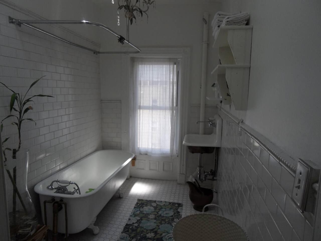Aparthotel La Maison Des Sirenes 2, Bohemian, Eclectic New York