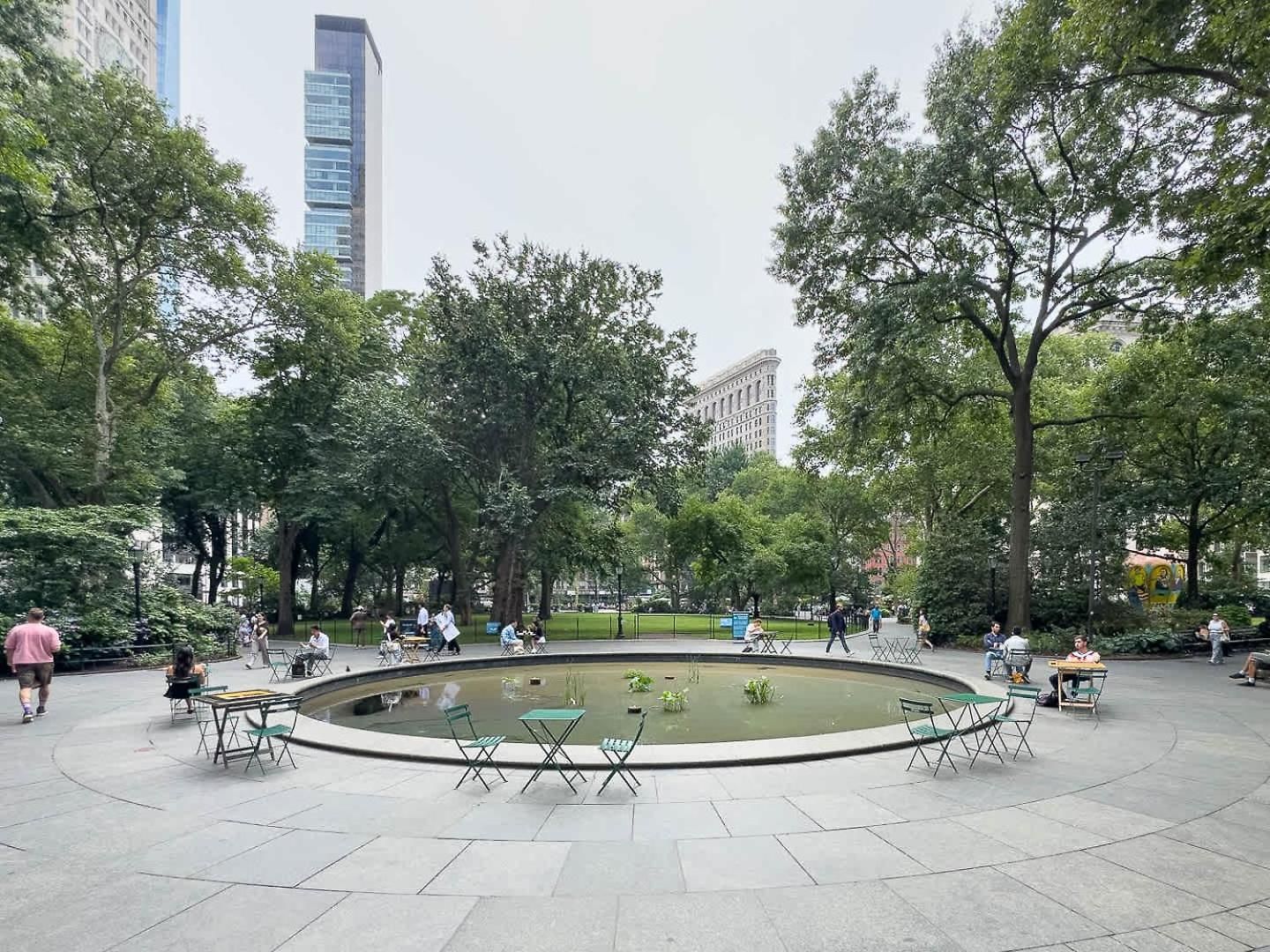 Two-bedroom By Madison Square Park Apartment New York