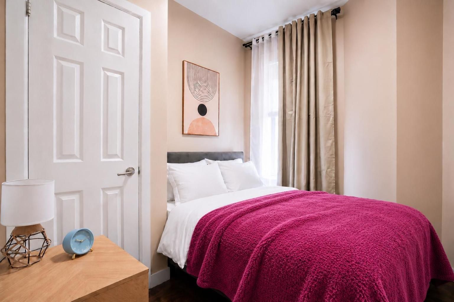 3 Bd Stylish In Manhattan Apartment