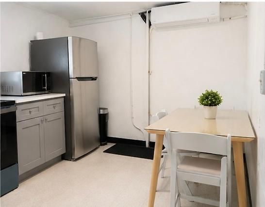 Apartment Bronx One Bedroom *