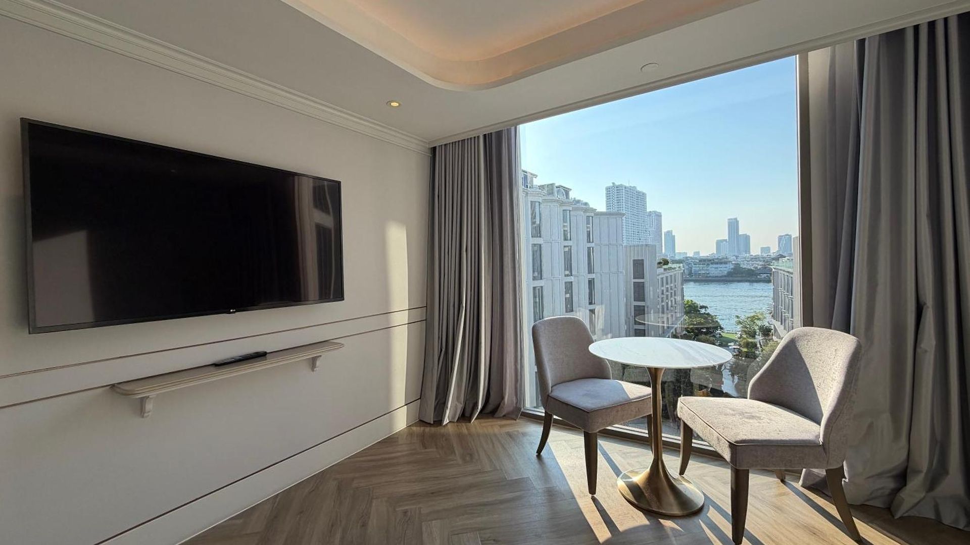 Manhattan Lincoln Center Apartment New York