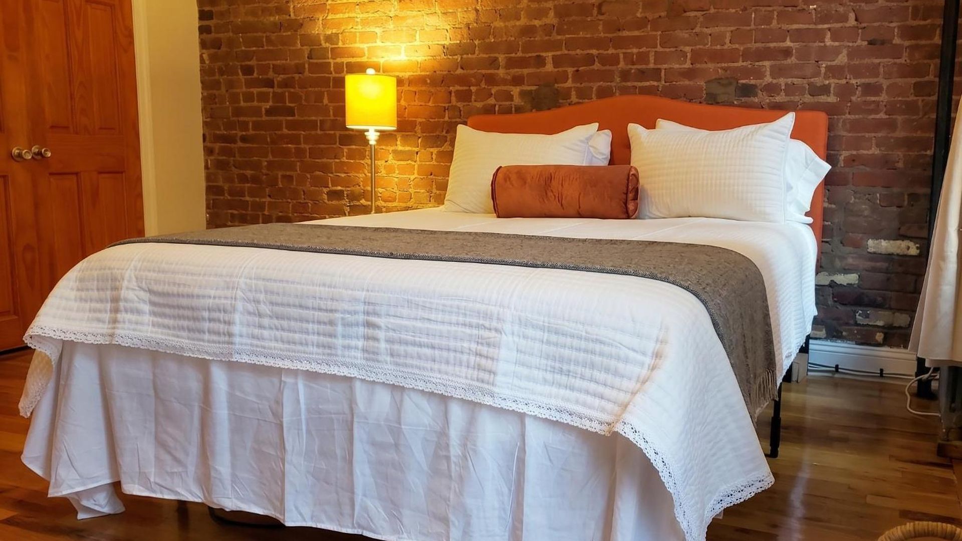 Apartment Stunning One Bedroom In Manhattan - 2nd Floor