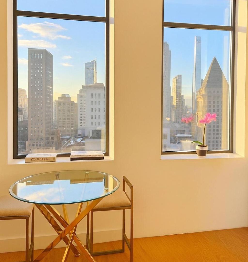 Great In Luxury Building * New York