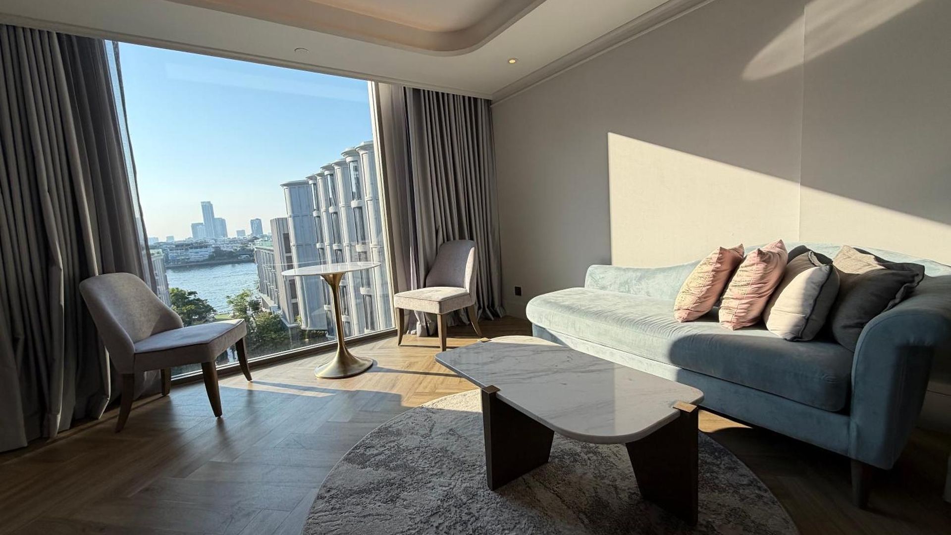 Manhattan Lincoln Center Apartment New York