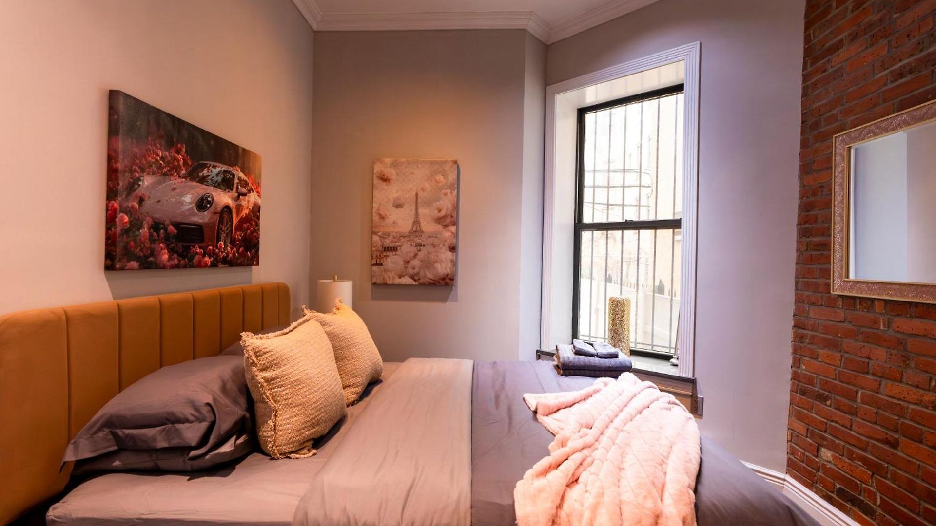 Apartment Park - 4 Bedroom With Self Check-in *