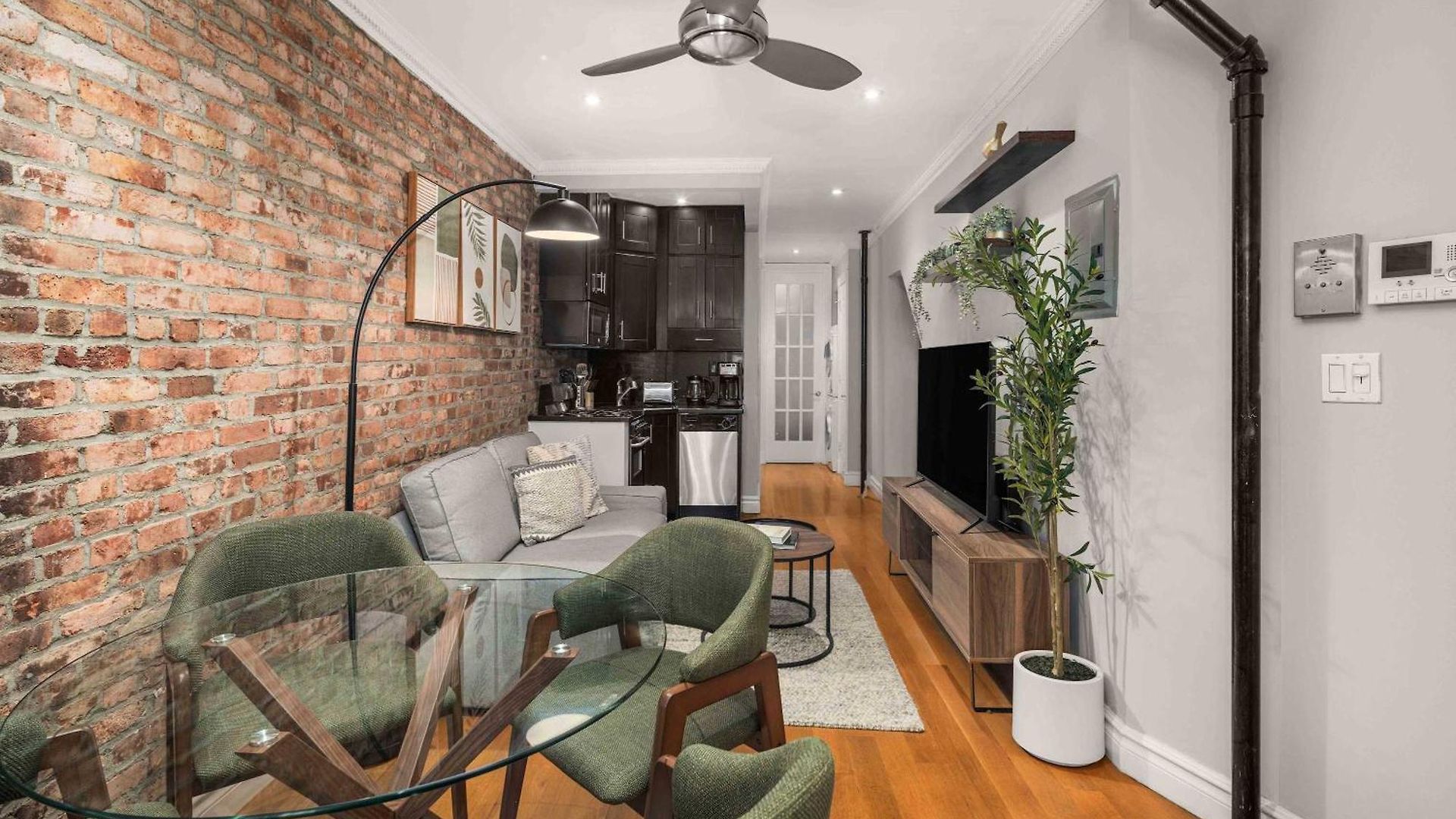 East Village Escape In The Heart Of Nyc