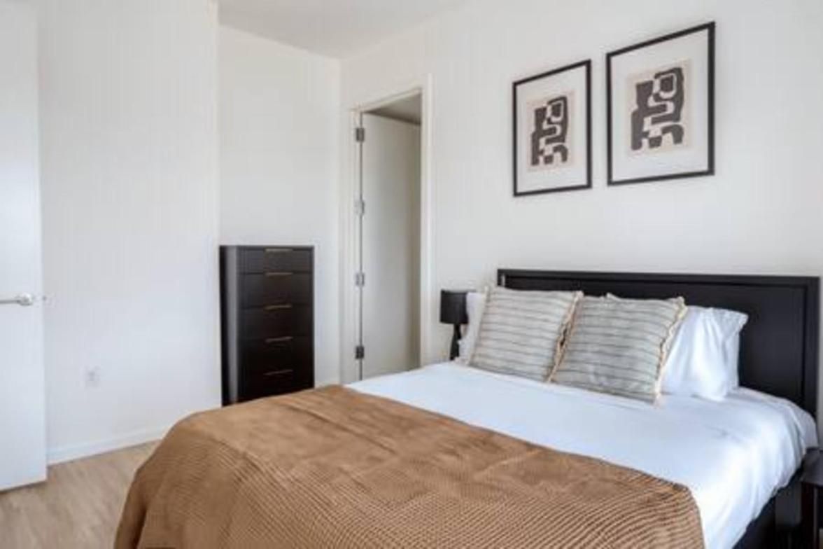 Modern 1br At The Axel Full Amenities Apartment