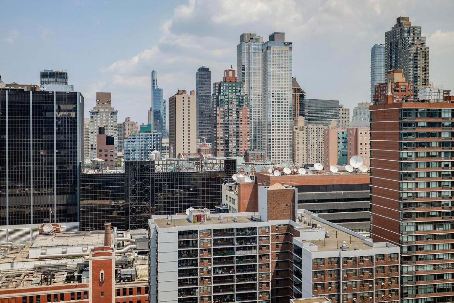 Apartment Blueground Hells Kitchen View Nr Times Square Nyc-2255 New York