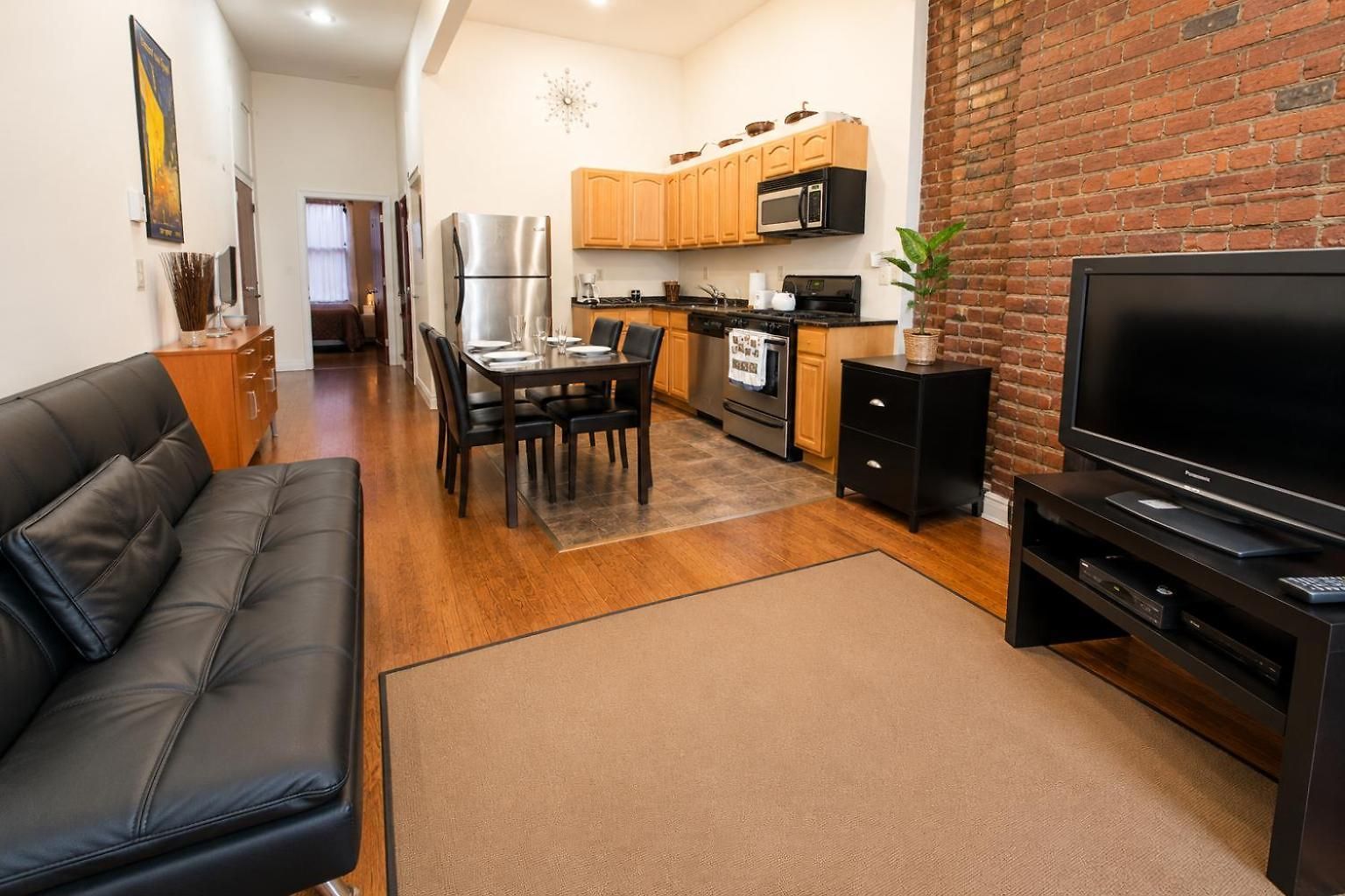 Apartment Fabulous & Large 2 Bedroom In Nyc!