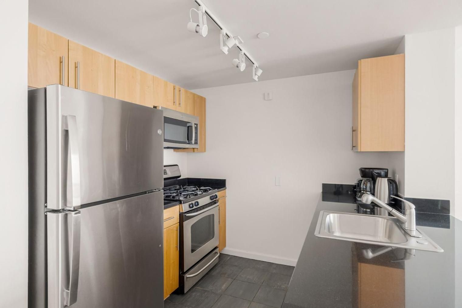 Blueground Long Island Pool Nr Gantry Plaza Nyc-2067 Apartment
