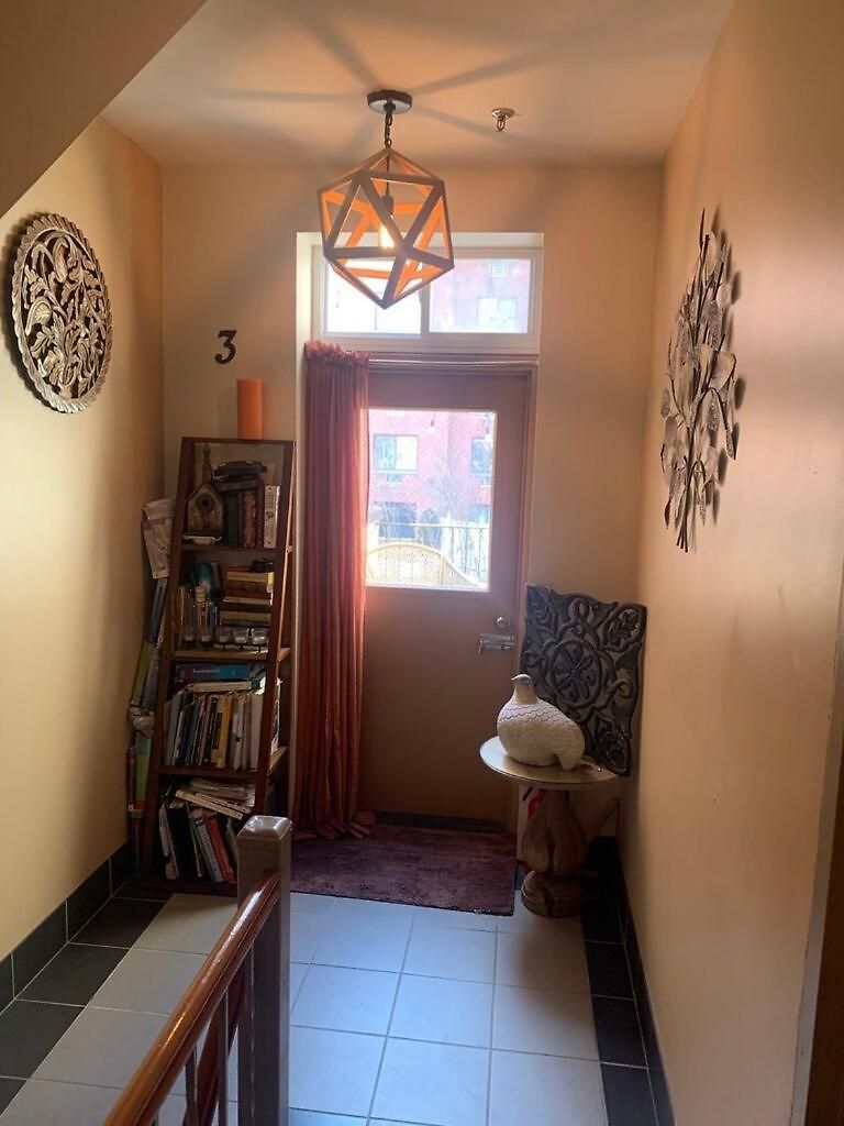 Cozy Private Spacious Apartment *