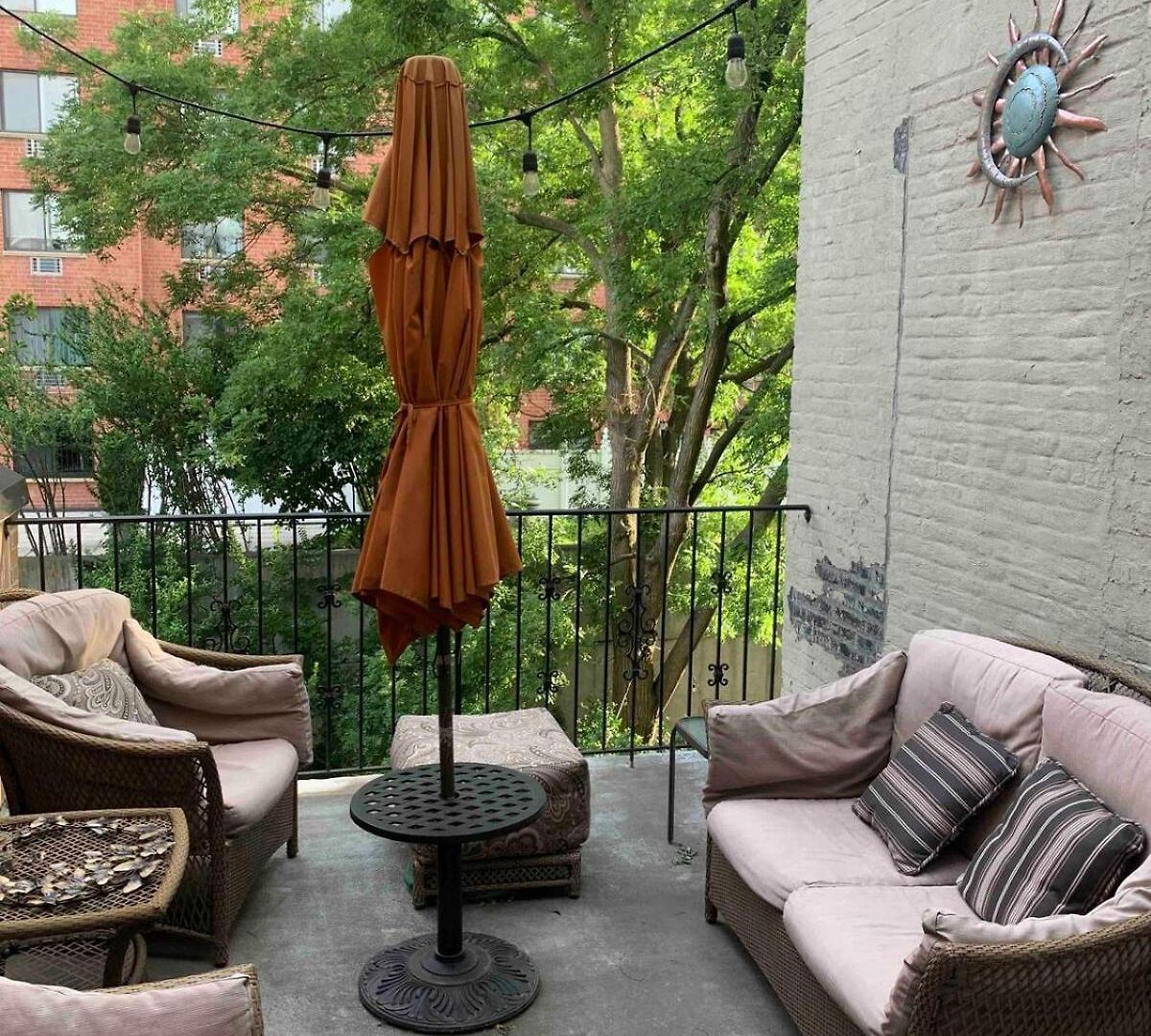 Cozy Private Spacious Apartment