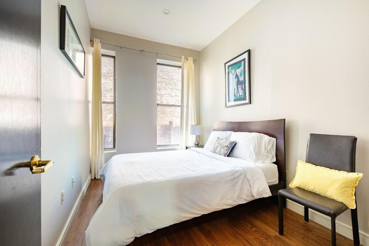 Apartment Beautiful 2-bedroom Townhouse Nyc
