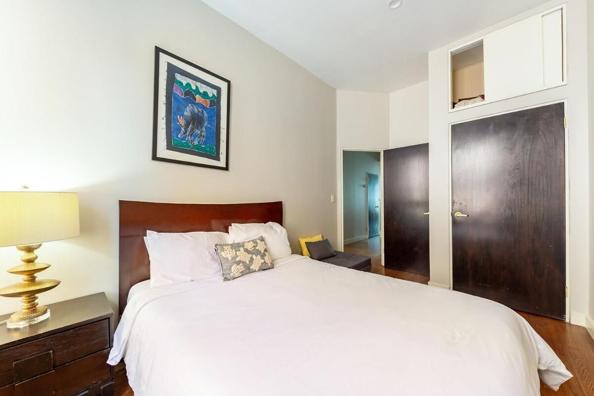 Beautiful 2-bedroom Townhouse Nyc Apartment New York