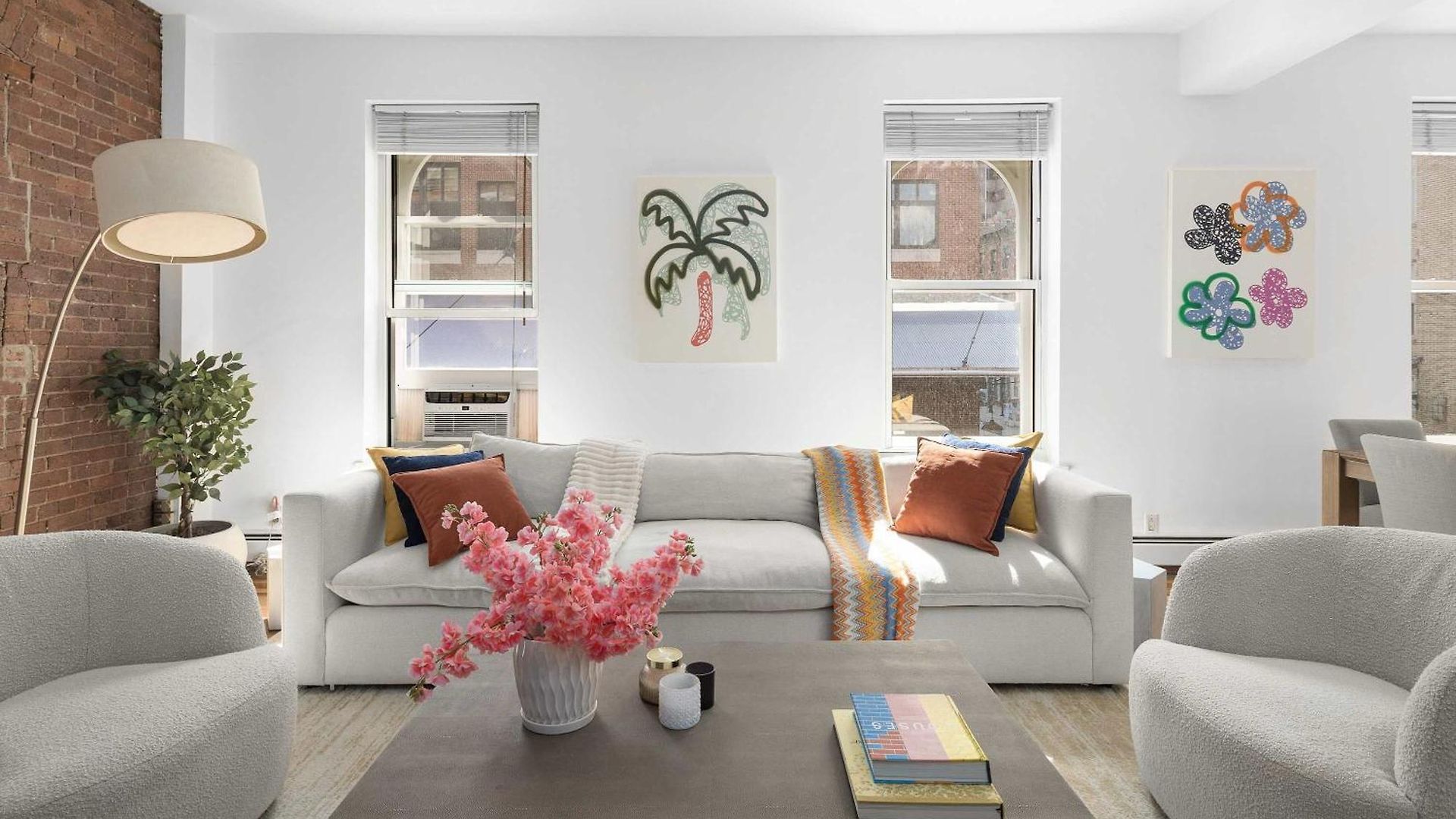 Seaport Place By Stayhaus Floor-through 1br Loft New York
