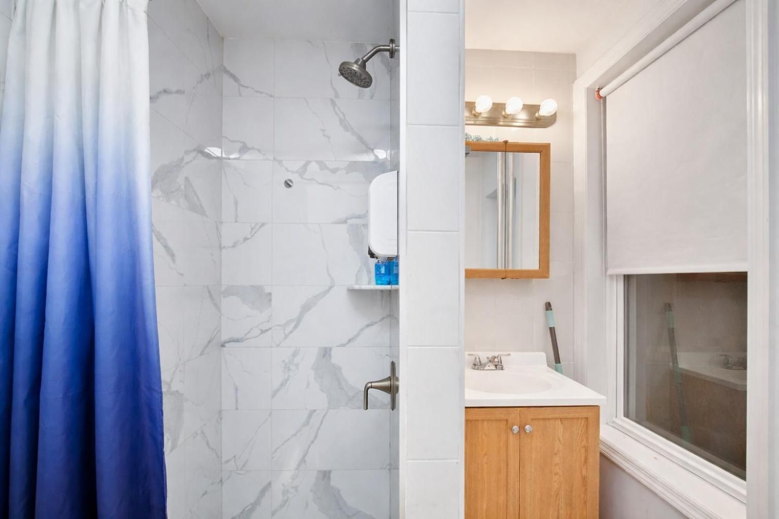 Apartment 1 Bd Unit In Location *