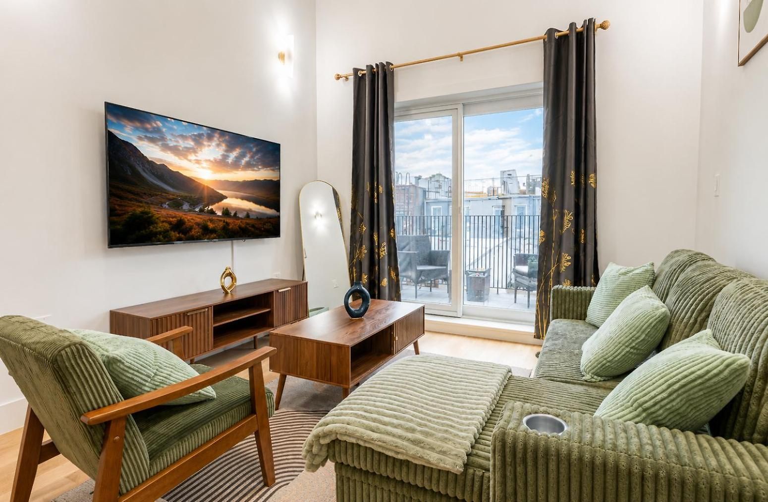 Renovated Unit In Brooklyn Washerdryer