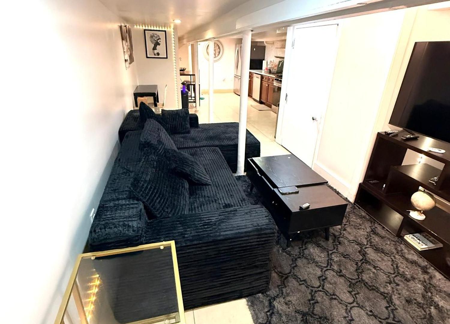 Starbase Apartment