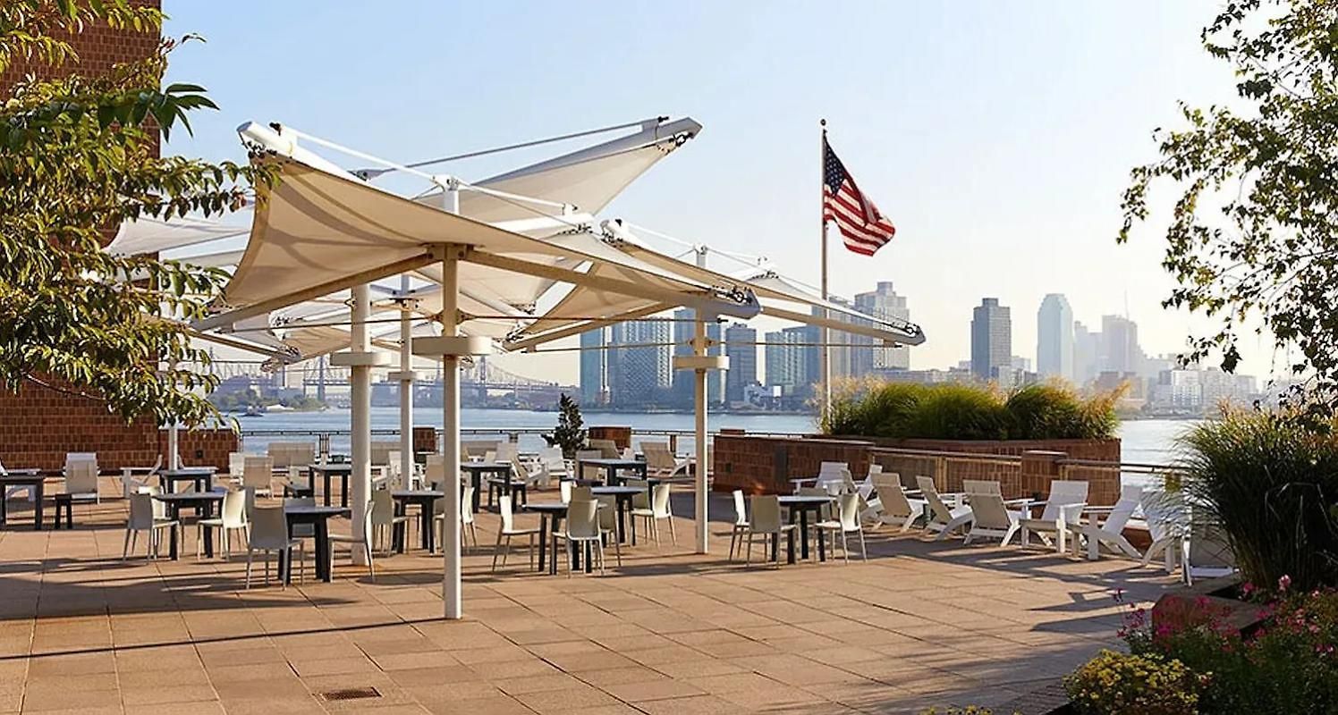 Waterside Plaza Full Service Luxury 3 Bedroom *