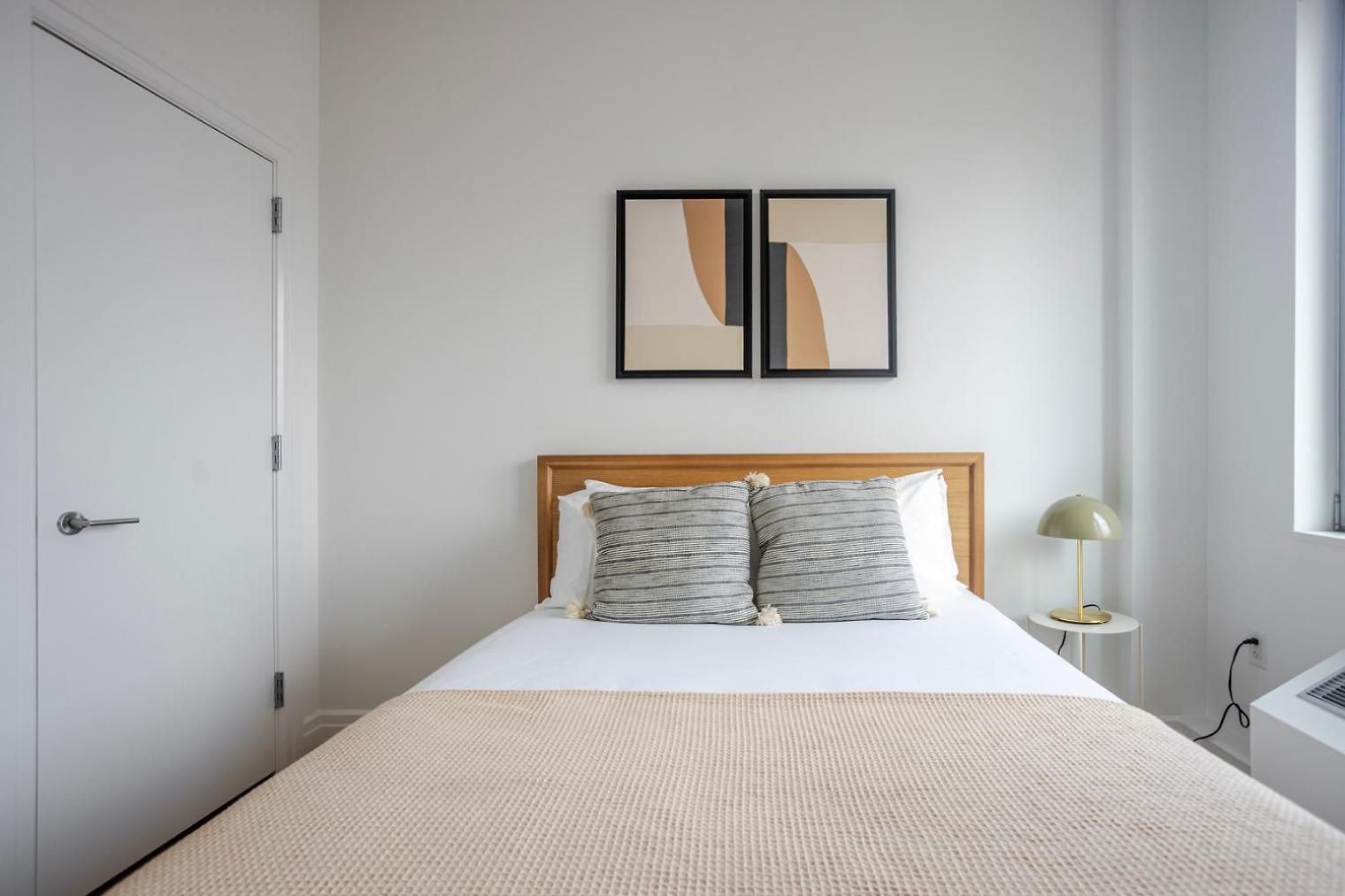 Apartment Blueground Hells Kitchen View Nr Times Square Nyc-2255 New York
