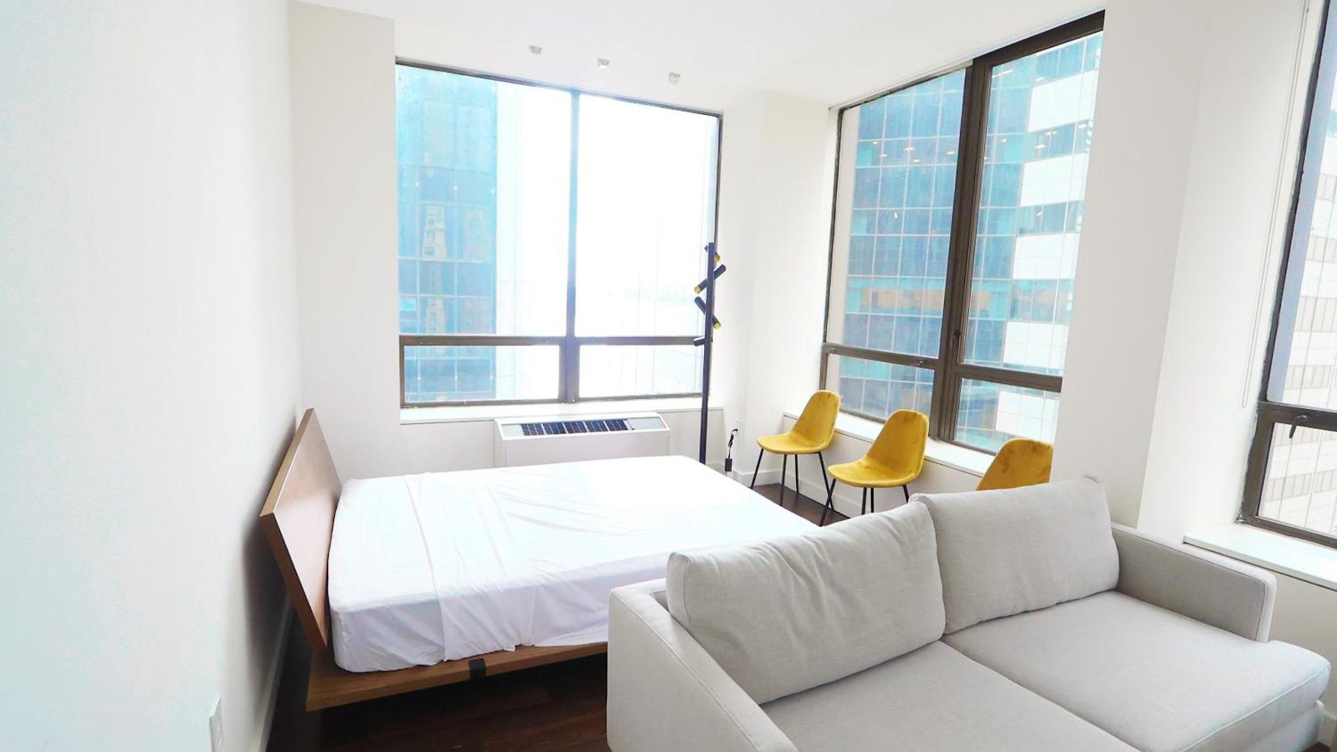 3bd, 2 Bath, Massive Luxury In Fidi Apartment