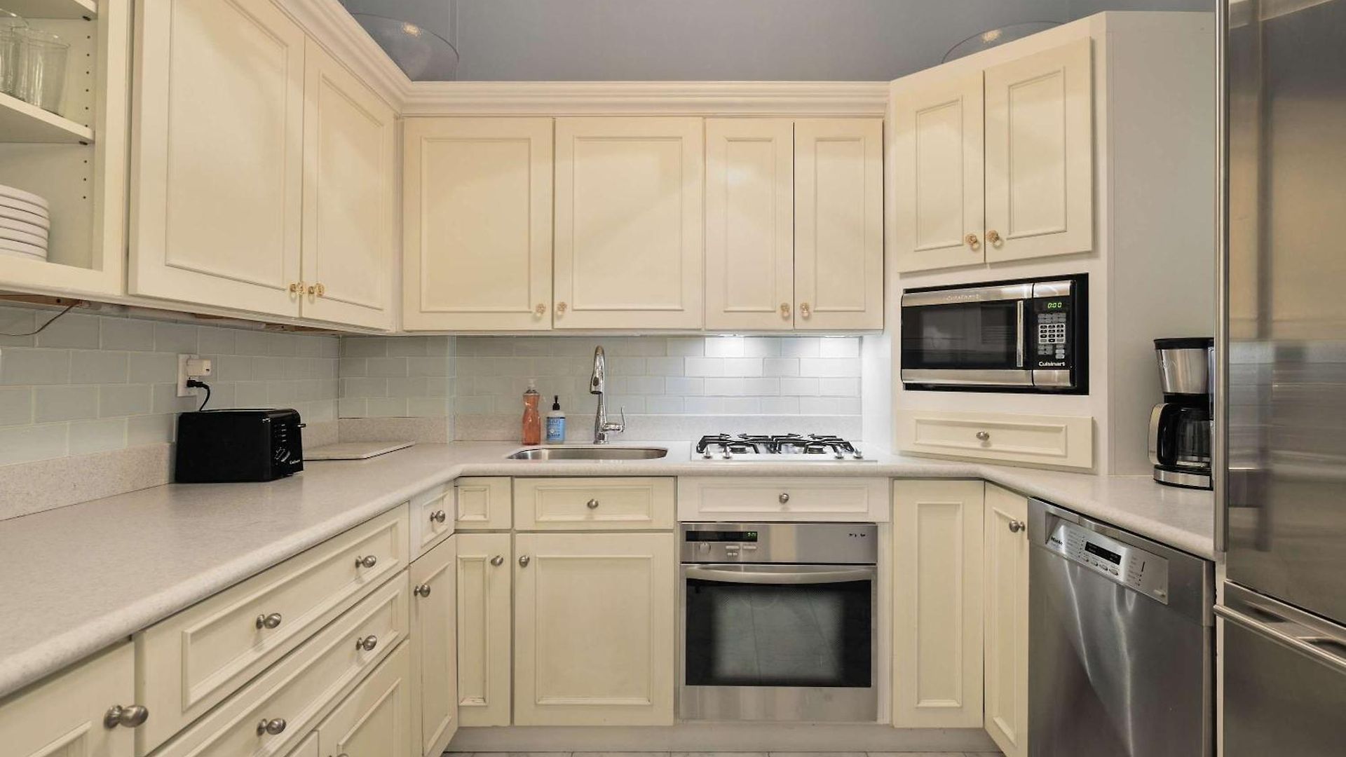 Apex Executive - Washington Square Park Ny Apartment New York