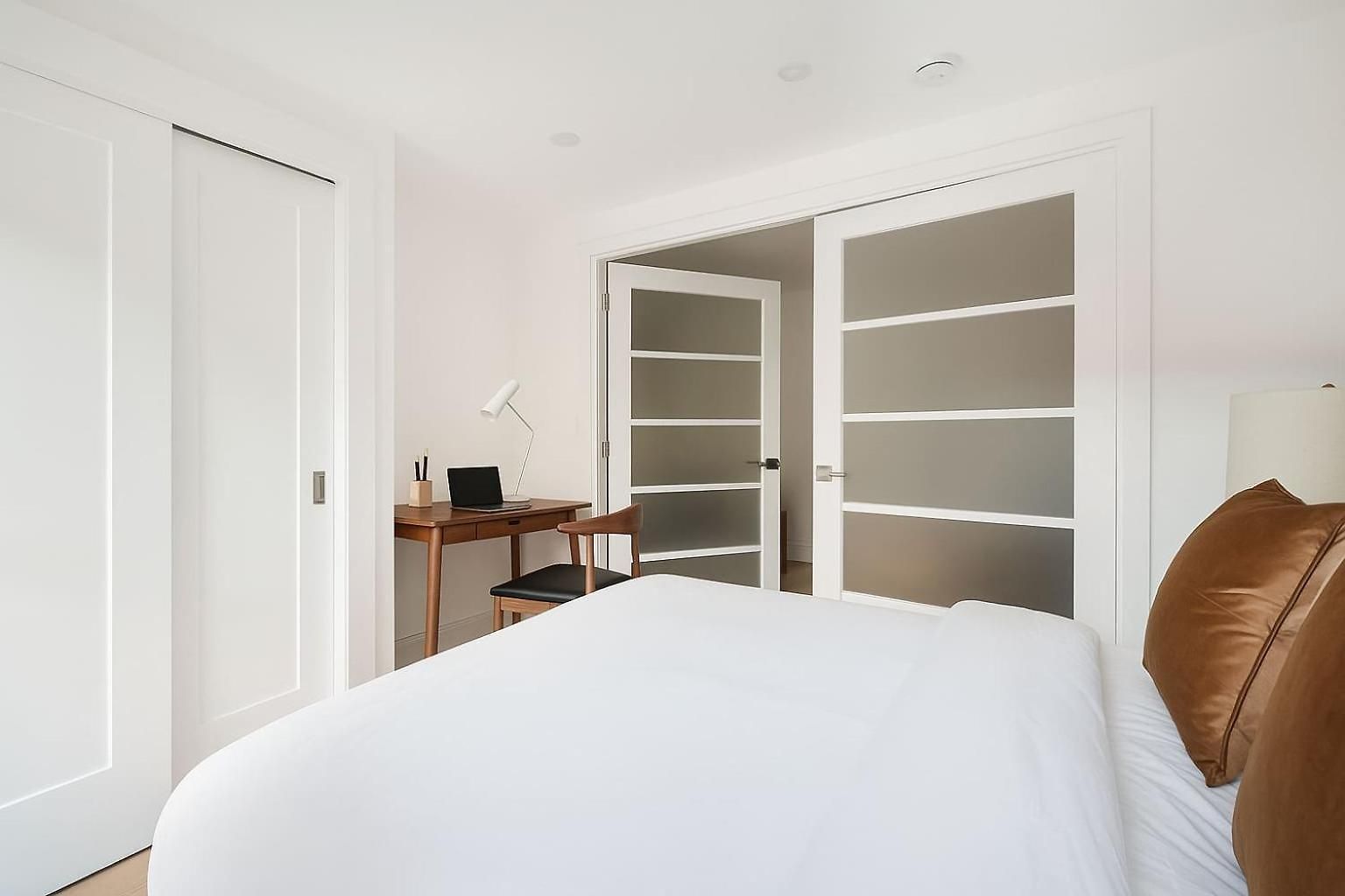 22-4a Sleek Modern 1br Gramercy New York