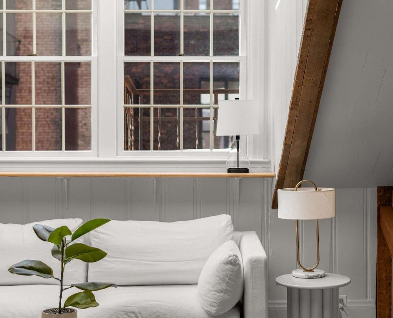 Macdougal Classic 1br Brick Loft In Greenwich Village New York