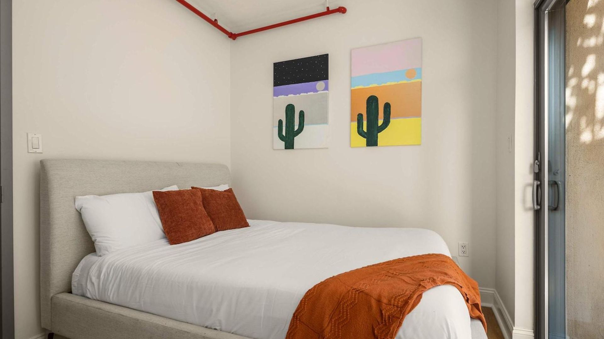 Broadway Terrace Sunlit 1br With Private Balcony Apartment *