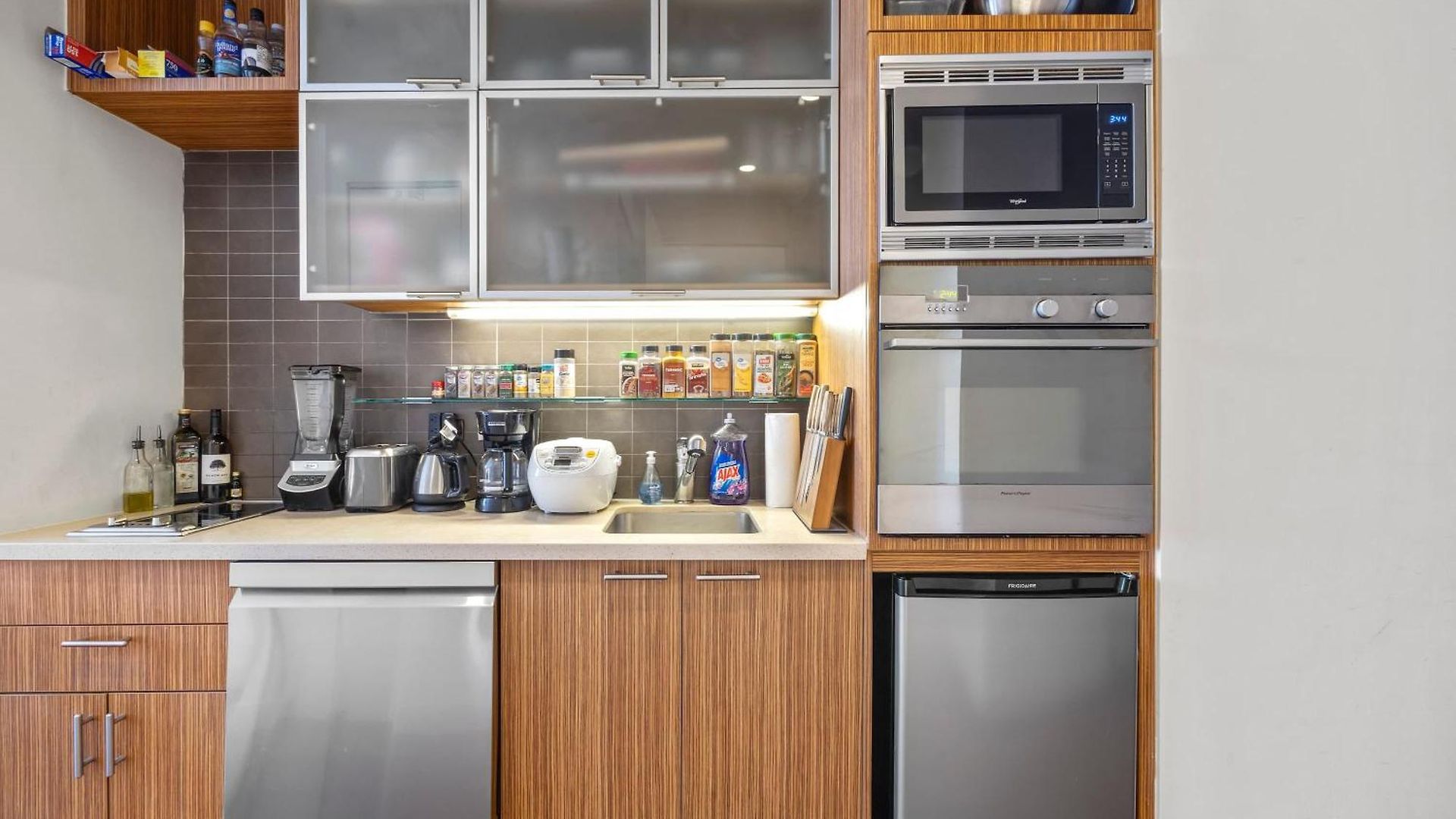 Silverline By Rove - With Shared Amenities