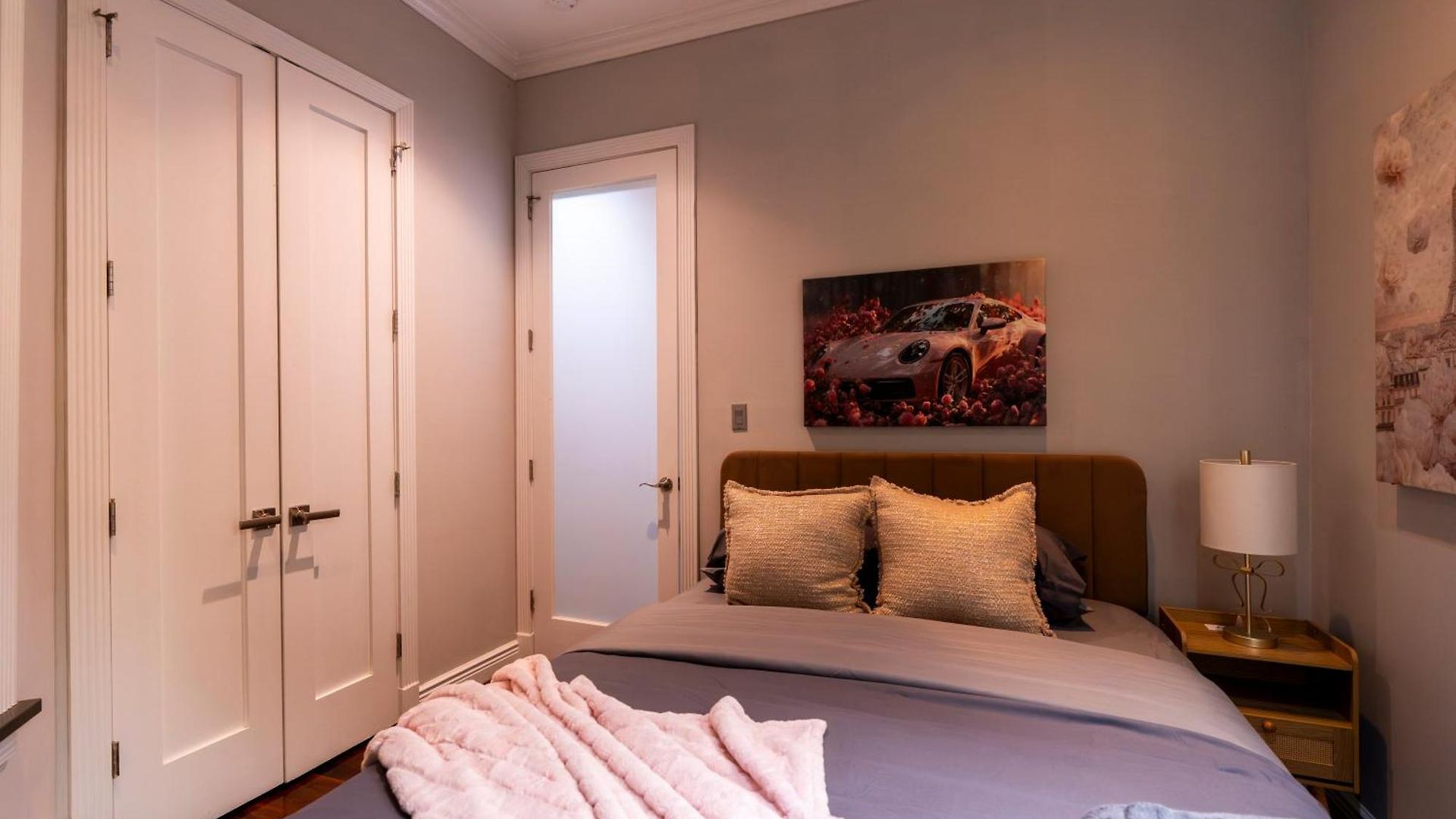 Apartment Park - 4 Bedroom With Self Check-in New York
