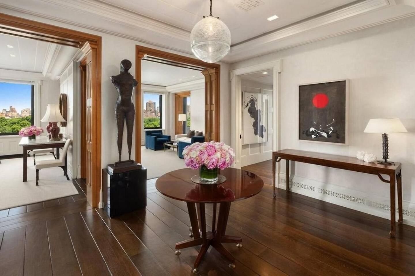 Ultra-luxury Fifth Avenue