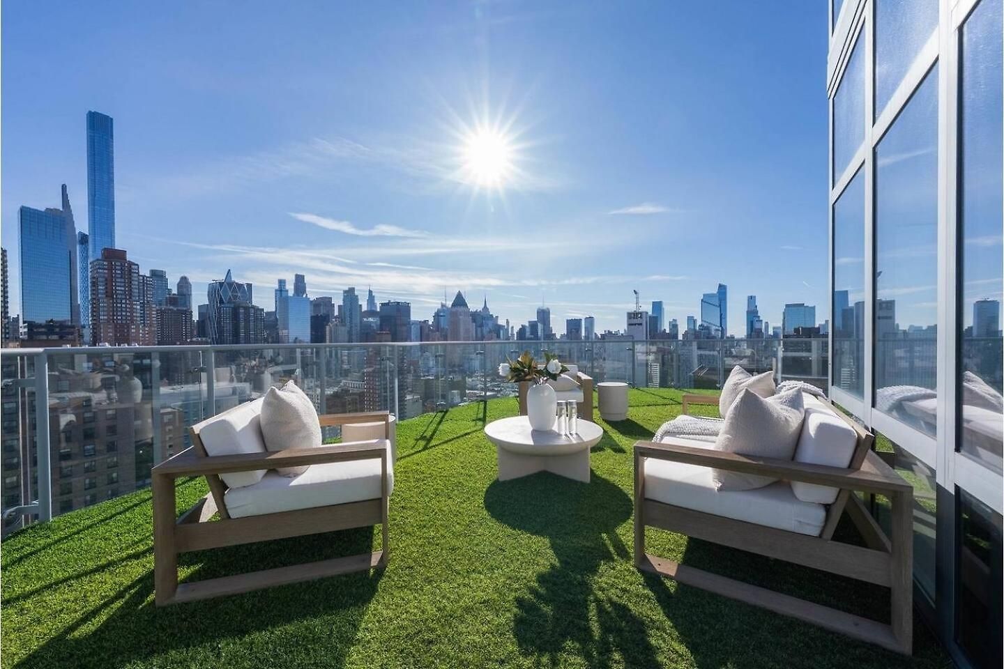 Luxury Penthouse With Panoramic Hudson River Views