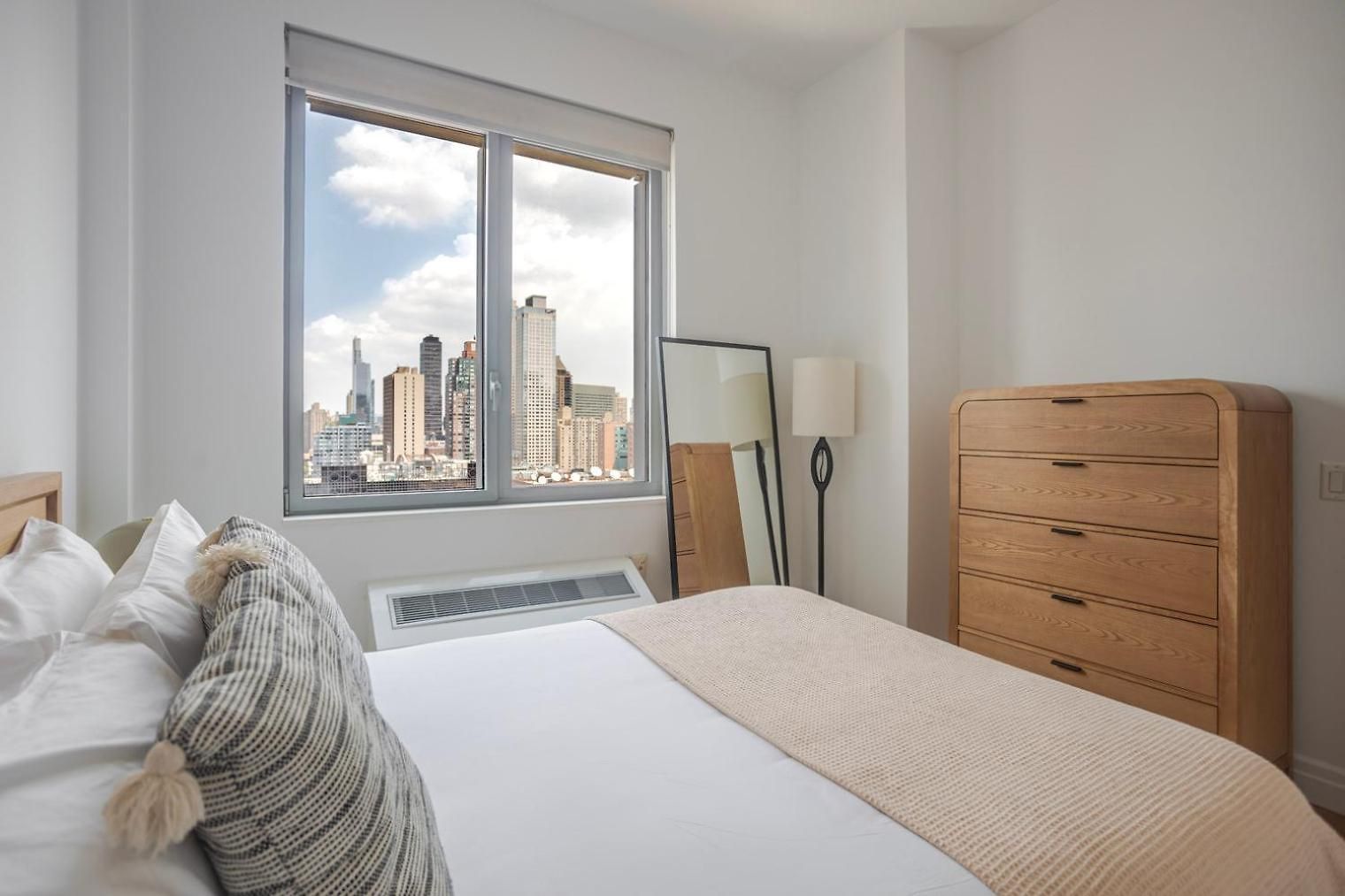 Blueground Hells Kitchen View Nr Times Square Nyc-2255 * New York