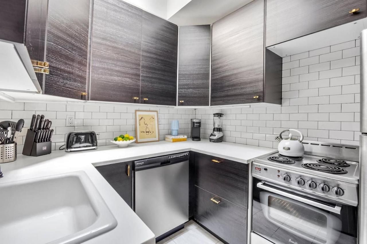 The West Village Penthouse Huge Windows Desk Skylights Cobblestone Street