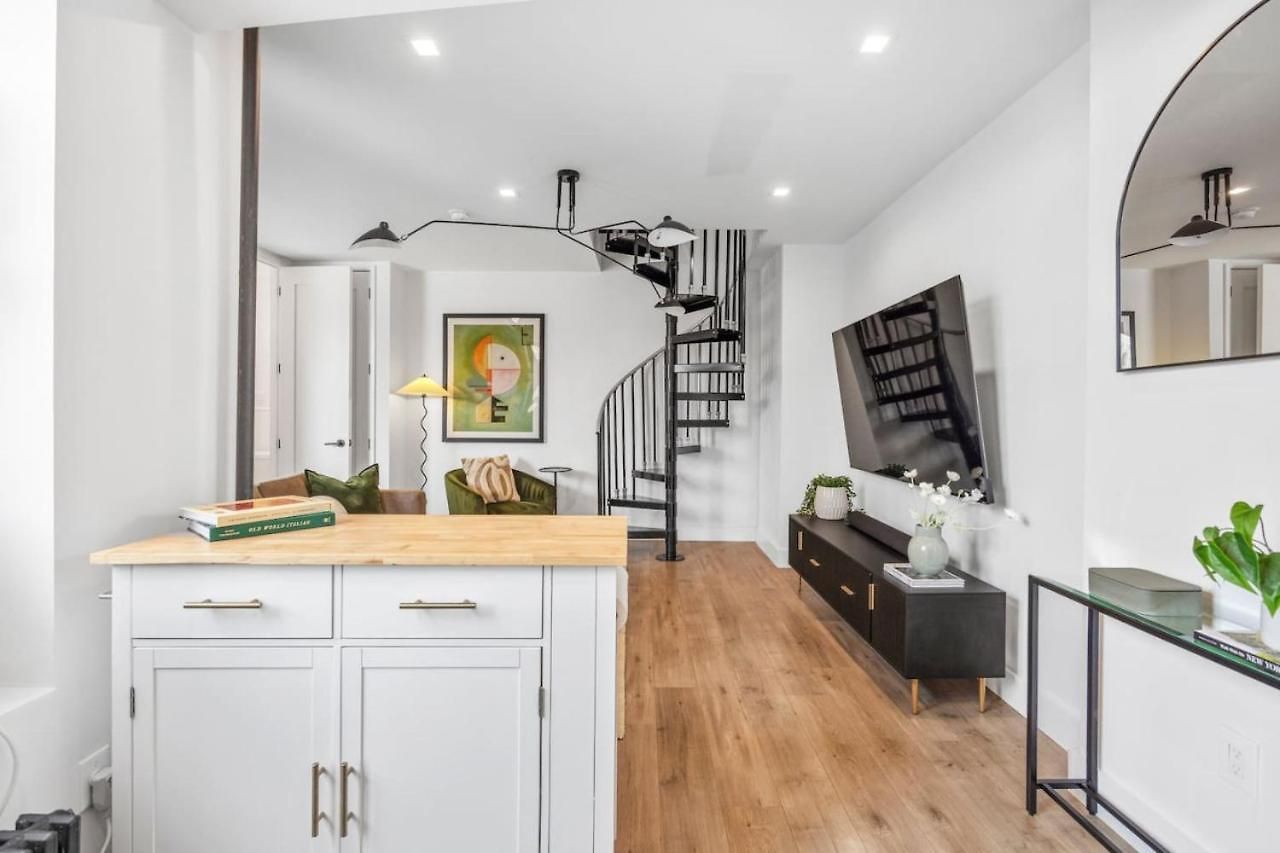 Bright Bedford Lofts With Laundry Apartment New York