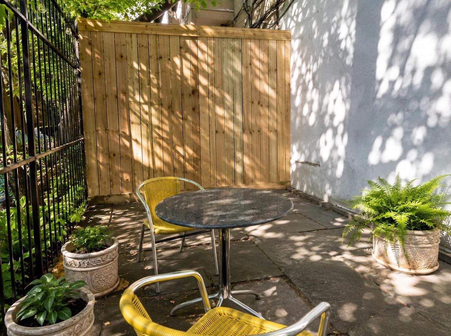 Stylish Harlem Duplex With Private Patio Near Park