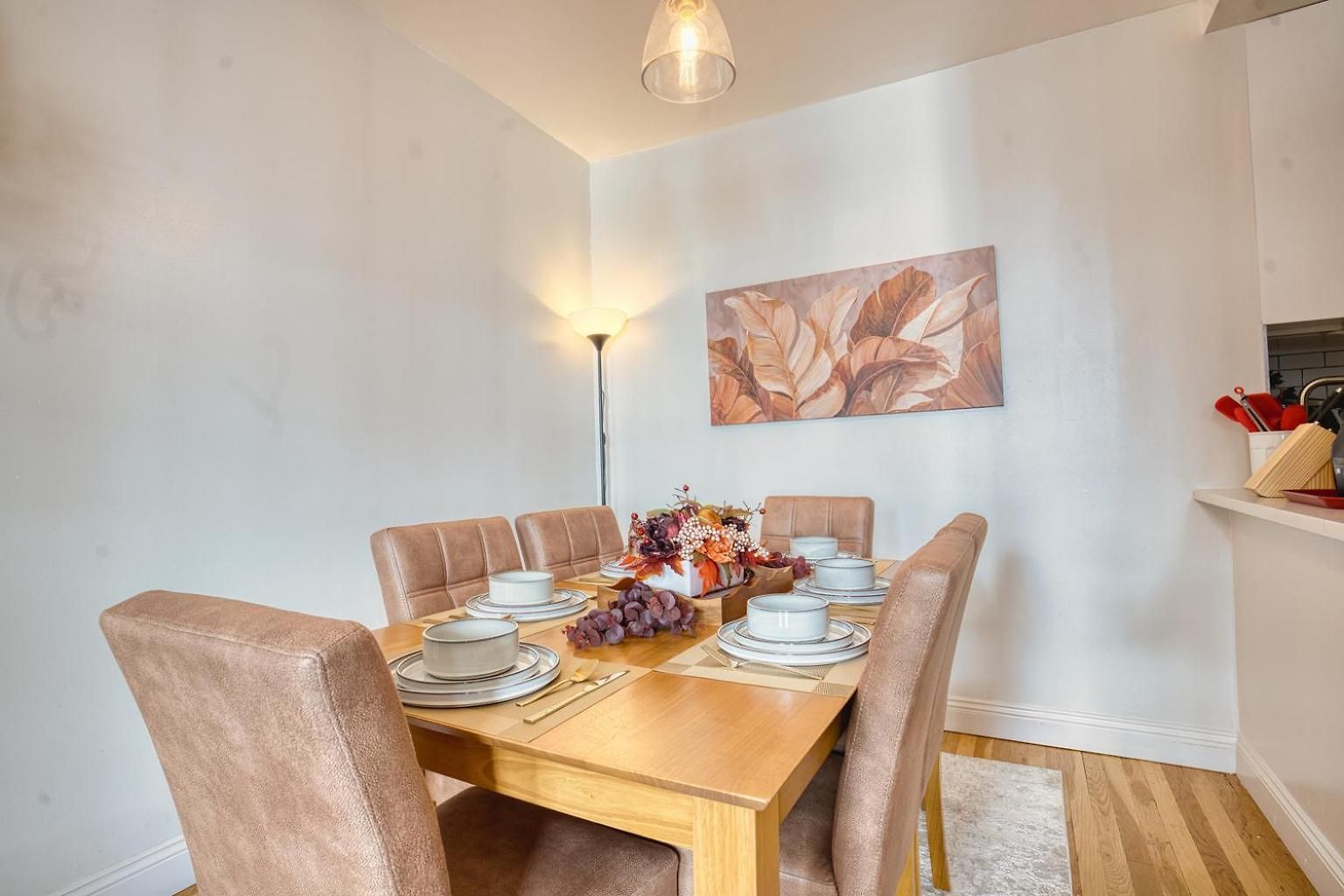 Apartment 3Br Brooklyn Flatbush King Bed, 2 Queens 5 Min To Kings Theatre *