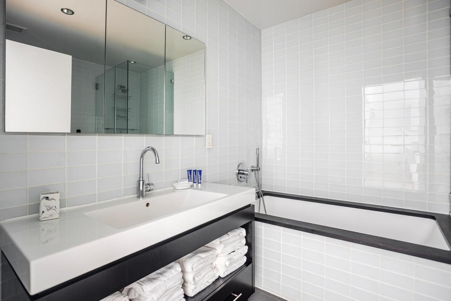Apartment Blueground Hells Kitchen View Nr Times Square Nyc-2255 *
