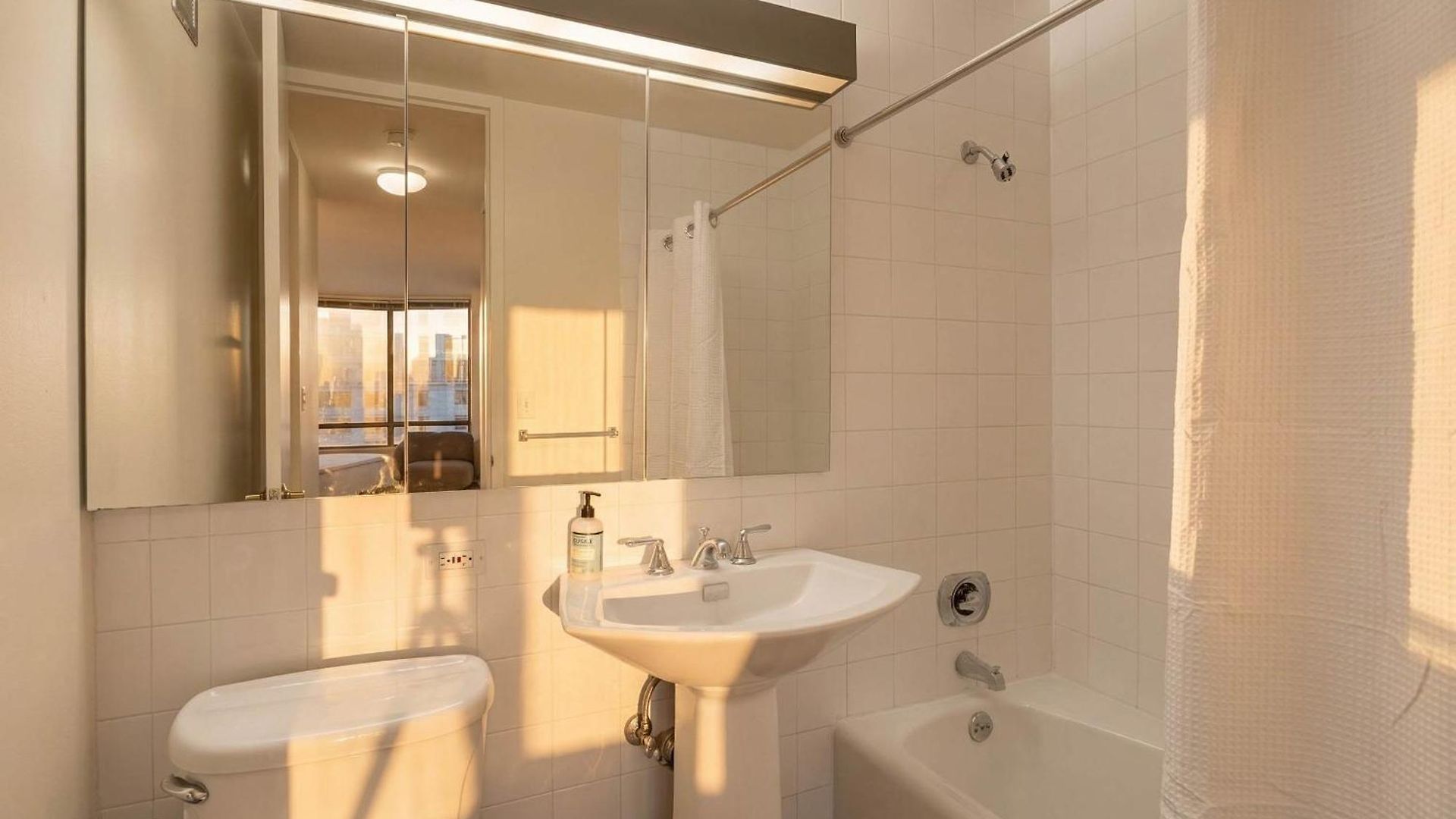 Apex Executive - Ues Ny Apartment New York