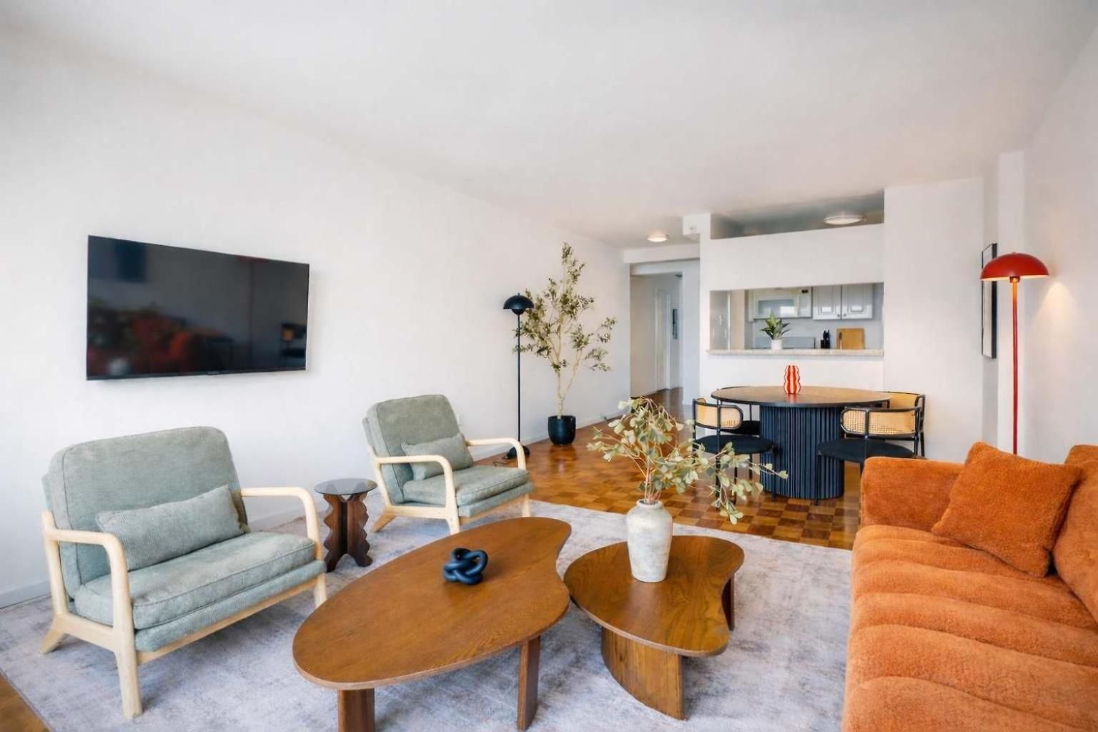 Apartment 43-4d Newly Furnished 2br Full Service 24h Doorman Laundry Gym