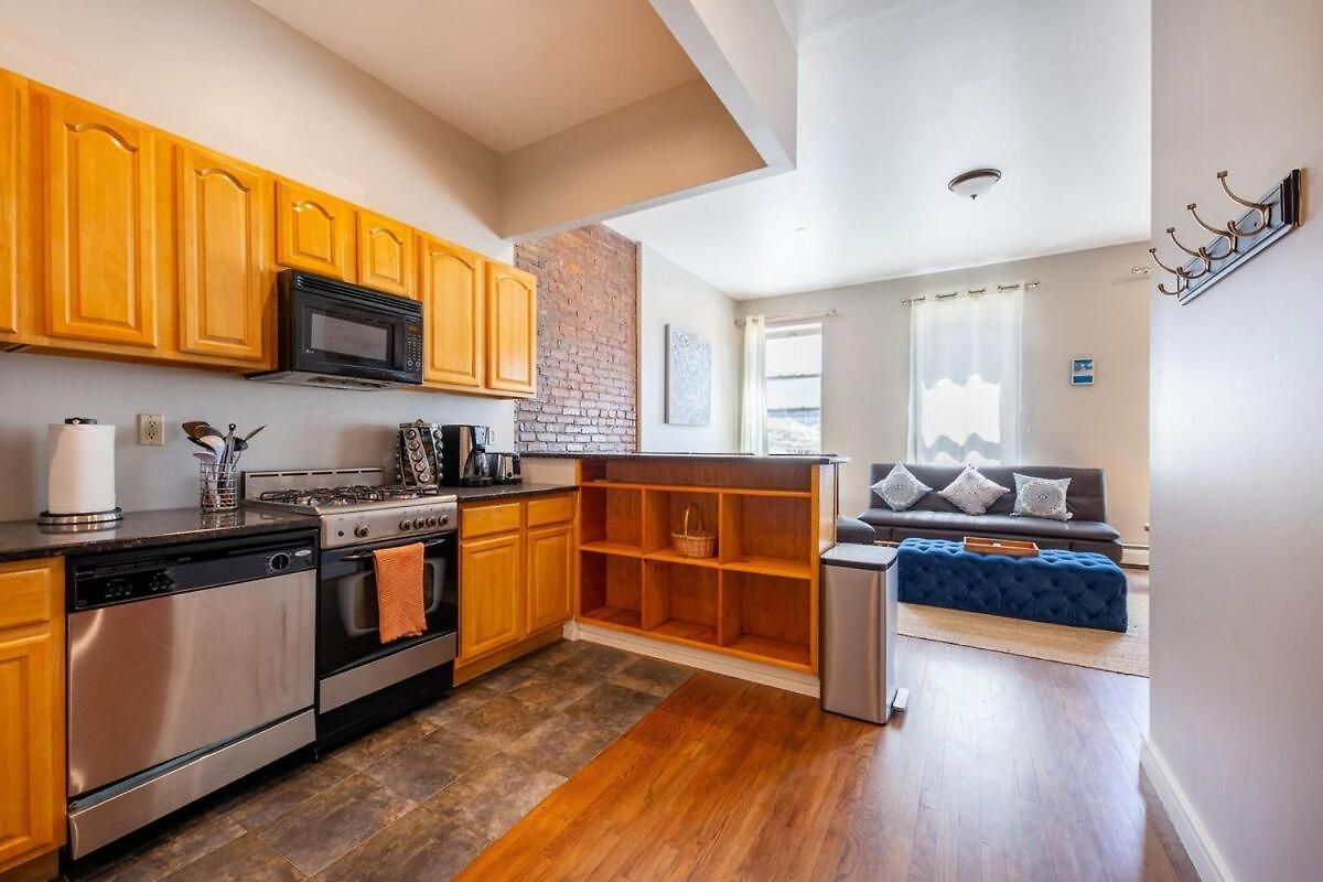 Apartment Beautiful 2-bedroom Townhouse Nyc *