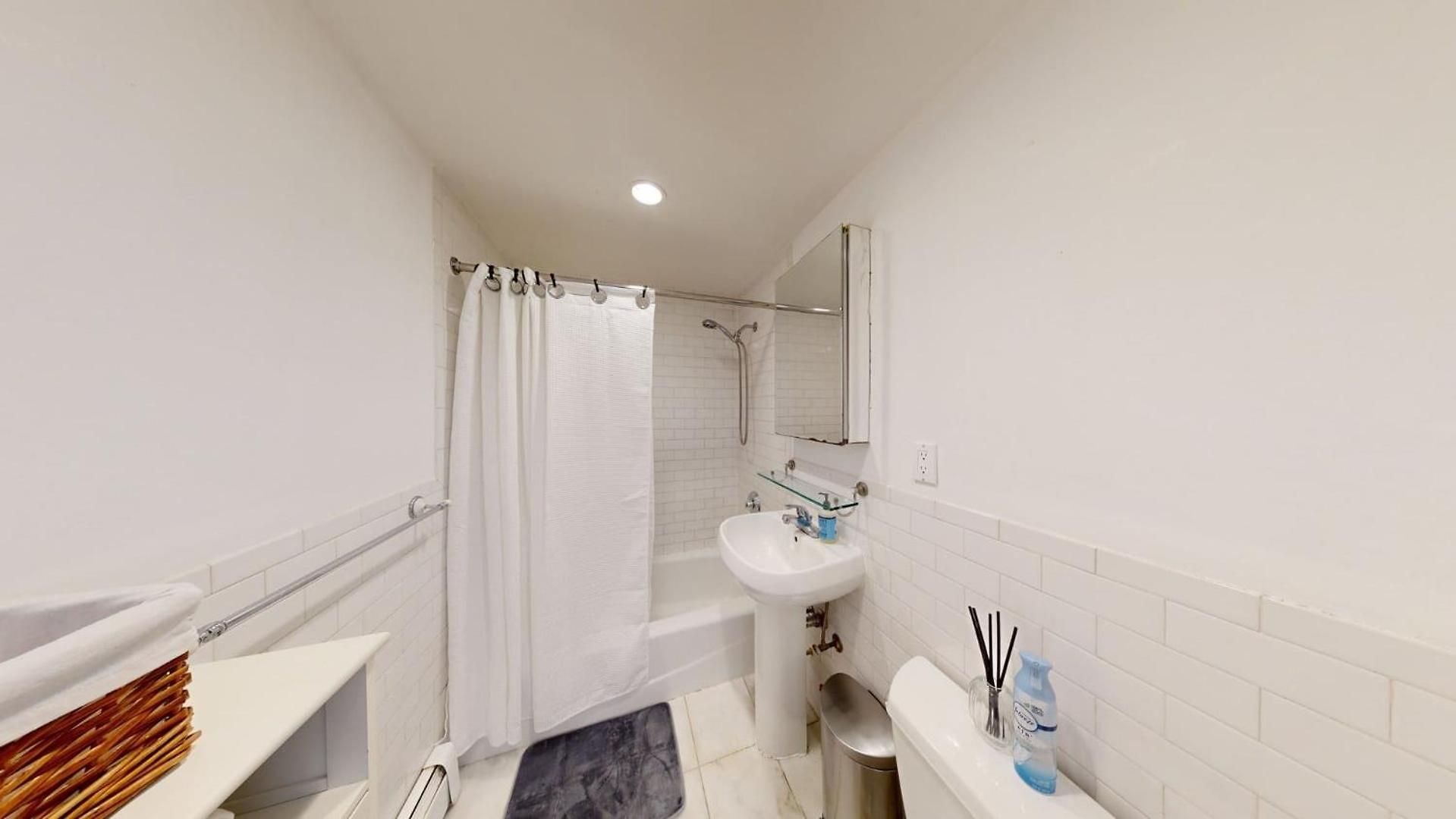 Cooper Place 1br Loft With Balcony In Elevator Building